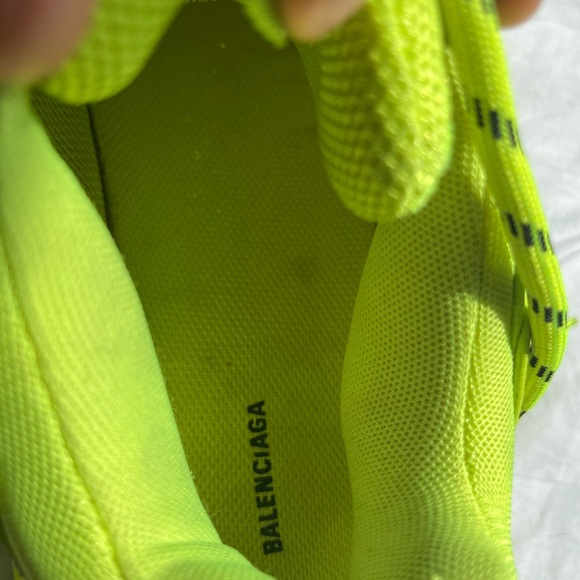Balenciaga neon green sneakers💚💚 - Picture 5 of 5